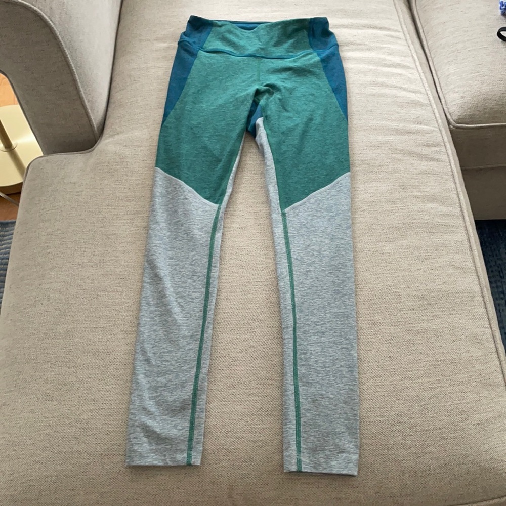 Outdoor Voices 7/8 Dipped Legging grey/green/turquoise Size XS